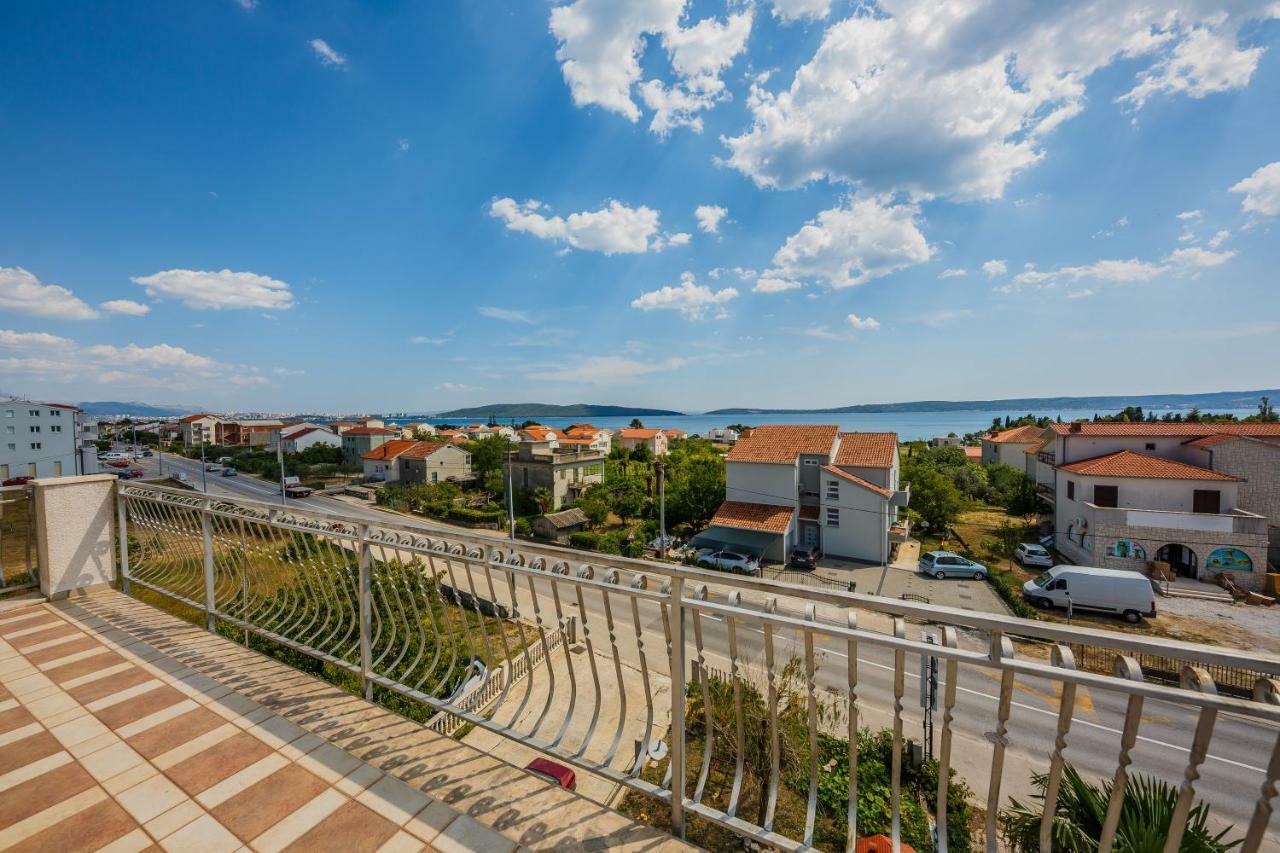 Apartman Lucija Kaštela 外观 照片