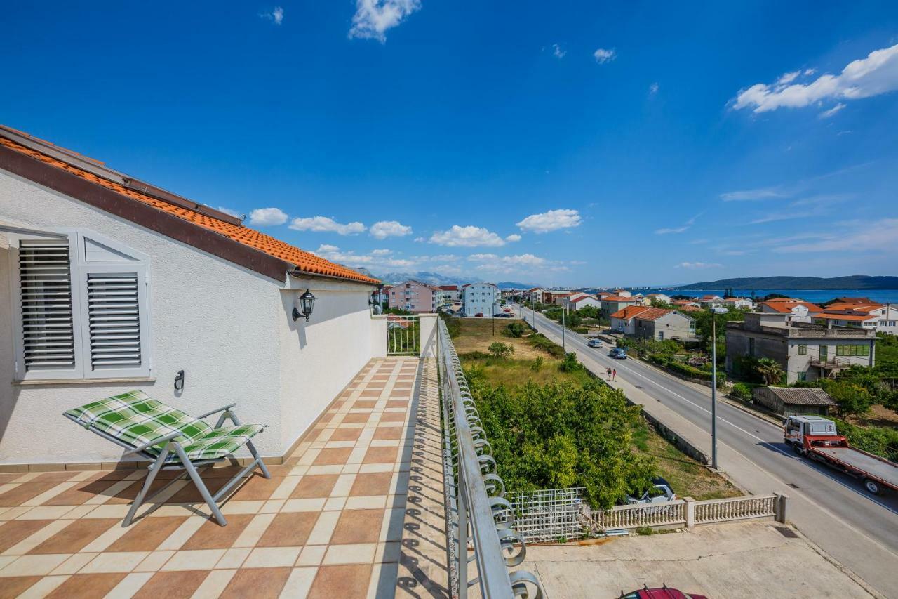 Apartman Lucija Kaštela 外观 照片