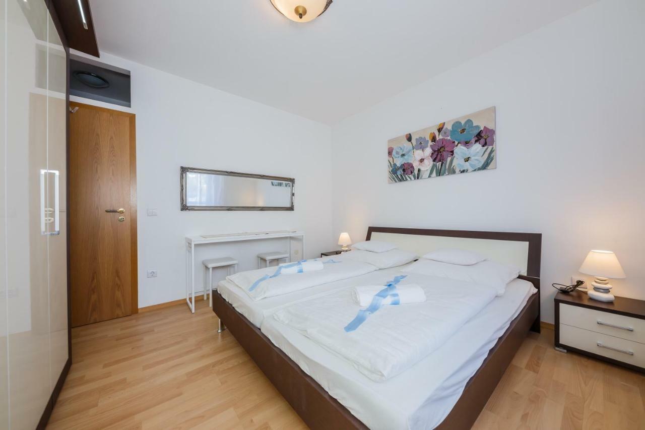 Apartman Lucija Kaštela 外观 照片