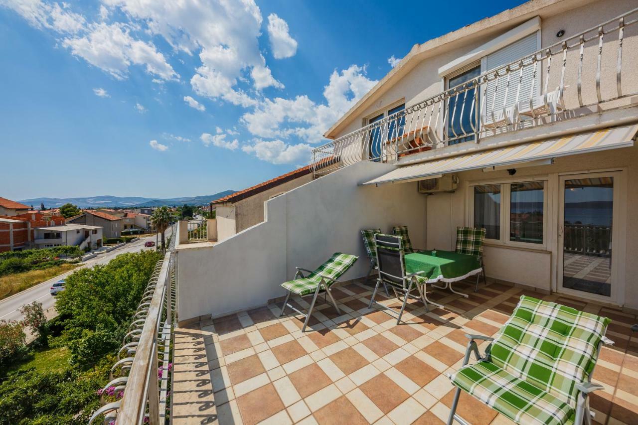 Apartman Lucija Kaštela 外观 照片