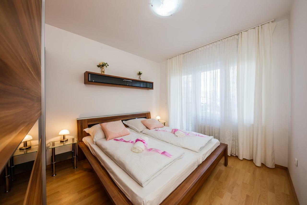 Apartman Lucija Kaštela 外观 照片